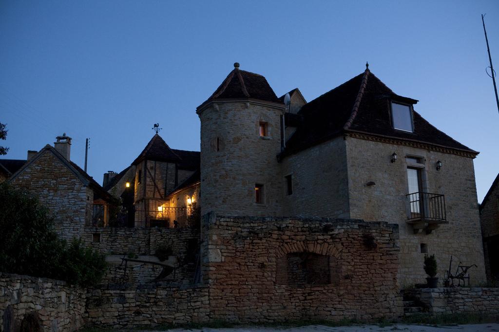 Gites des 3 Vallées Salignac Eyvigues Extérieur photo