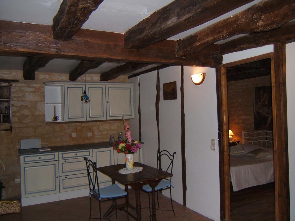 Gites des 3 Vallées Salignac Eyvigues Extérieur photo
